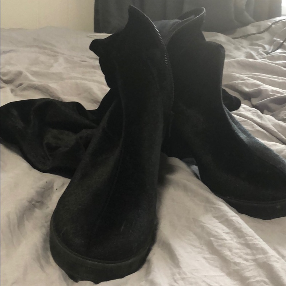 knee high suede boots